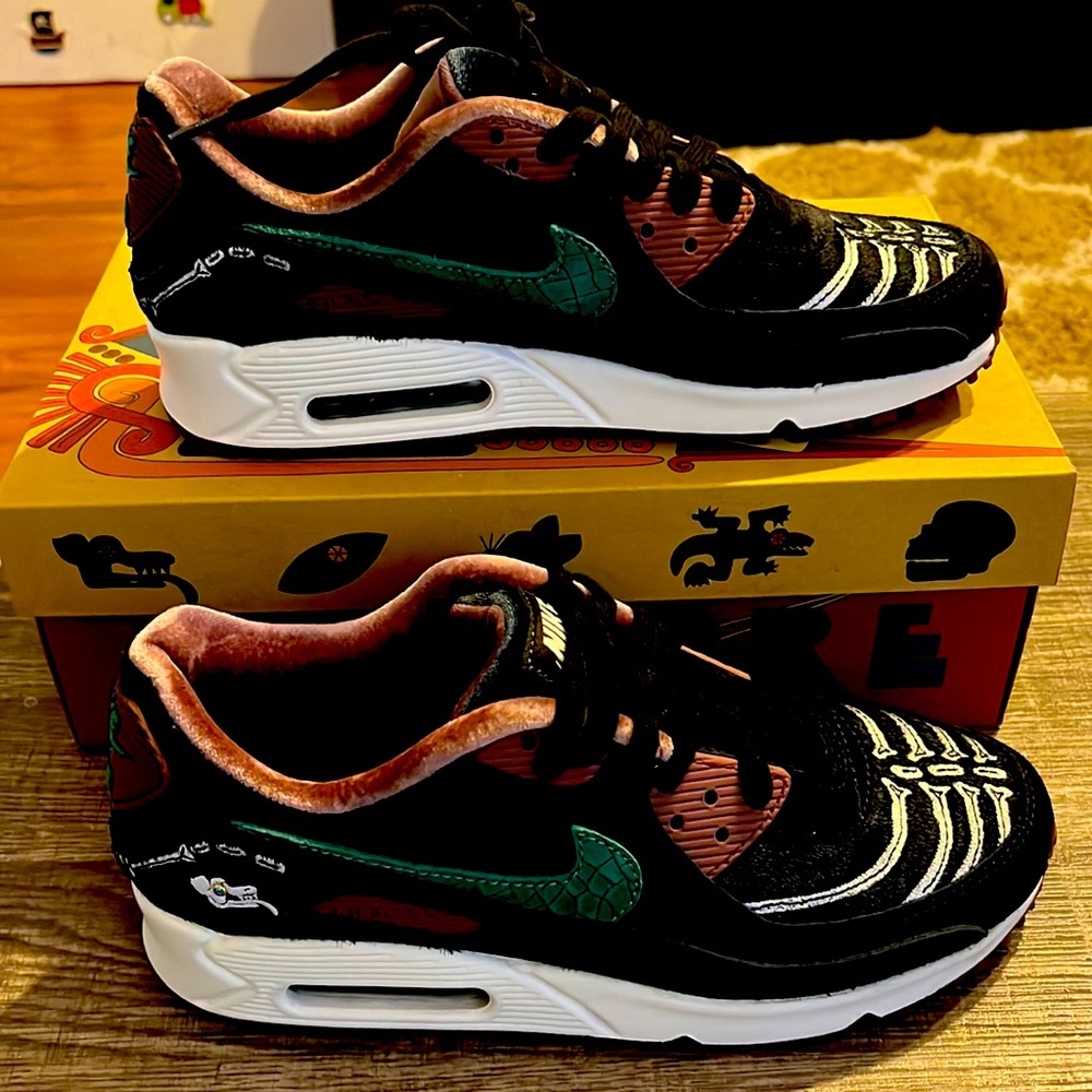 Nike Air Max 90 SE Siempre Familia